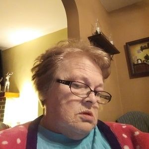 Meet your Posher, Deborah